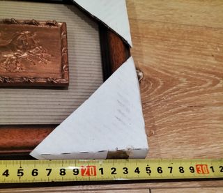 Cuadro relieve madera estilo clásico