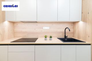 Piso en venta en Barrio de Zaidín en Granada