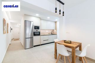 Piso en venta en Barrio de Zaidín en Granada