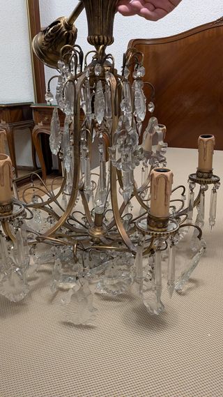 Lámpara de cristal y metal dorada