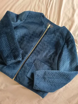 Bomber Cortefiel azul noche terciopelo