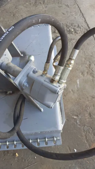 Bomba o motor  hidráulico