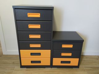 Mesilla de noche y sinfonier gris y naranja