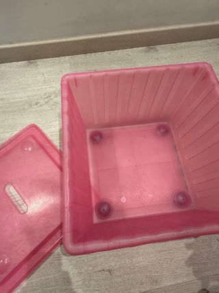 Caja de Almacenaje Vessla IKEA (1 unidad rosa)
