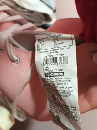 Patines de 4 ruedas rosas casi nuevos sin usar