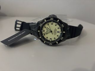 Reloj Emporio Armani Diver Automático Nuevo
