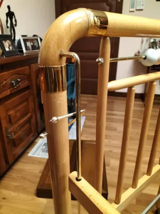 Cuna de bebé de madera