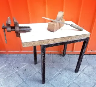 BANCO DE TRABAJO con torno