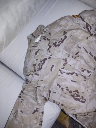 Casaca militar árida. Talla 2L