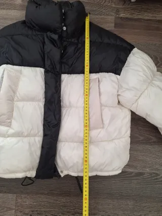 Plumas niña o mujer  H&M/DIVIDED blanco y negro