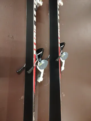 Esquís Atomic Race 8