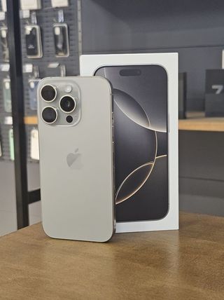 IPHONE 16 PRO 128GB TITANIO BATERIA 89%