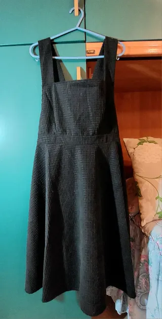 Abito premaman in vellutino nero, trama waffle