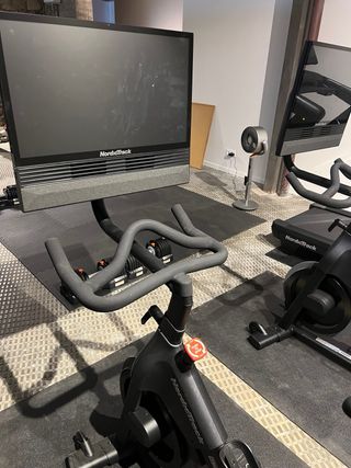 Bicicleta estatica NordicTrack S24 como nueva