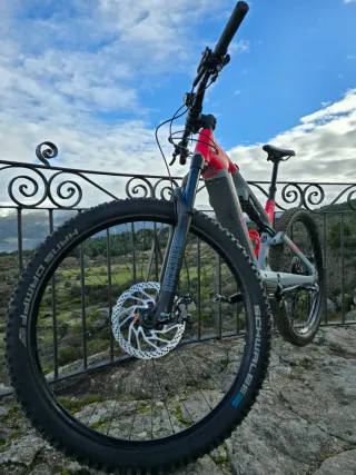 Bicicleta Eléctrica Canyon Neuron:ON Doble Suspens