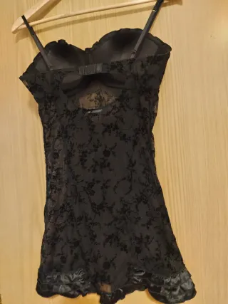 Lencería encaje camisón y braguita nuevo