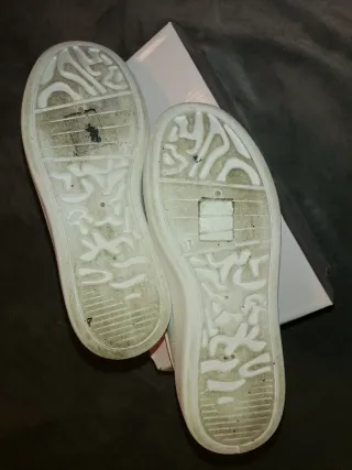 Deportivas blancas cordones brillantes talla 37