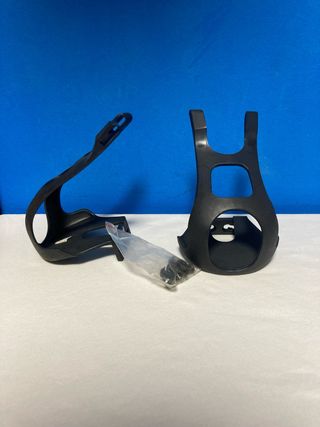 Pareja de Calapies Bici + Tornillería (Nuevos)