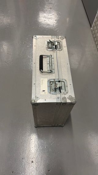 Maletín metálico de protección