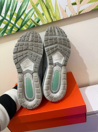 Zapatillas Nike Air Max Pulse SE Grises