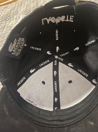 Gorra Lacoste Negra Practicamente sin uso