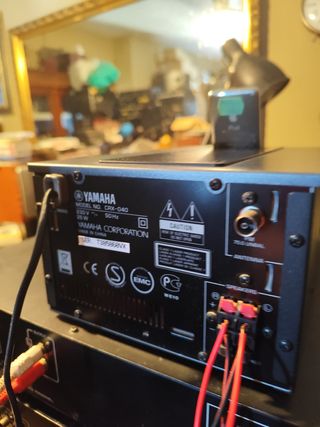 YAMAHA CRX-040 -389- CD Receiver