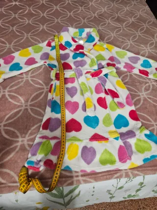 Bata infantil de corazones