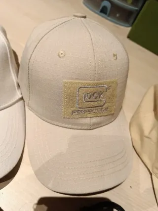 LOTE  7 Gorras Variadas TODAS POR 15 €.