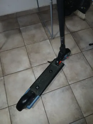 Patinete eléctrico infantil