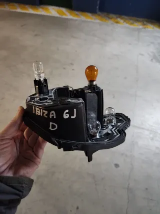 Piloto trasero derecho Seat Ibiza SC 6J