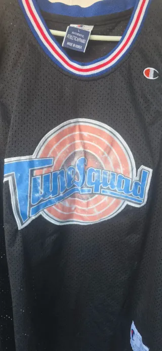 Camiseta Champion Tune Squad Space Jam Negra
