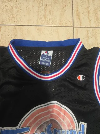 Camiseta Champion Tune Squad Space Jam Negra