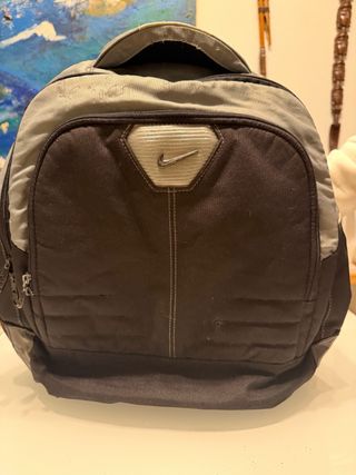 Mochila Nike Grande Negra y Gris