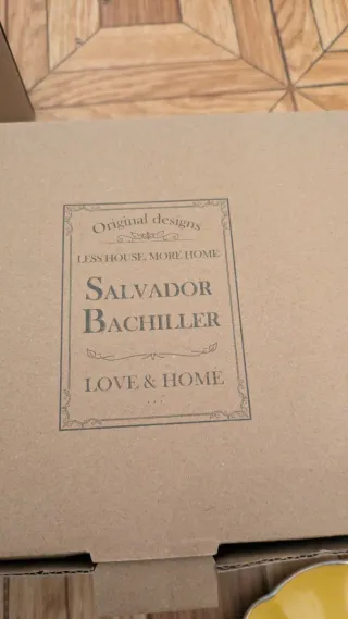 Taza y plato Salvador Bachiller amarillo