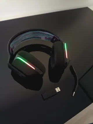 Cascos con micrófono inalámbricos Logitech G733