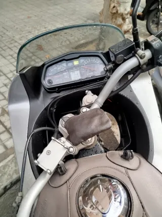Honda Varadero 125cc 2006 carburación