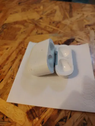 Estuche  Carga AirPods Modelo A 2564 para AirPod 3