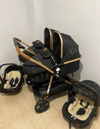 Carrito gemelar negro con 2 sillas coche
