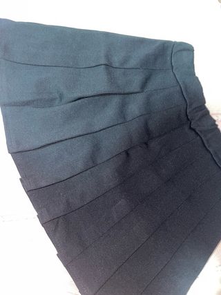 Falda pantalón negra plisada mujer