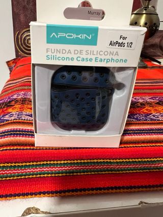 Funda AirPods 2ª Gen Diseño Perforado
