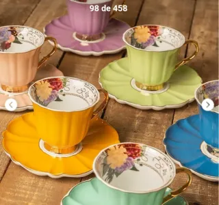 Taza y plato Salvador Bachiller lila