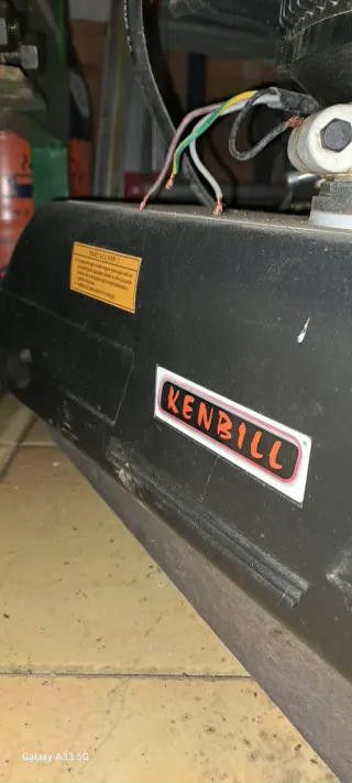 Alimentador industrial sin uso