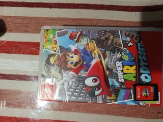 Nintendo Switch, con juegos varios.