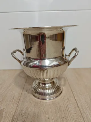 Champanera de alpaca con asas