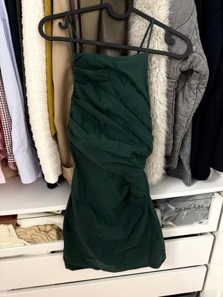Vestido Zara corto drapeado verde