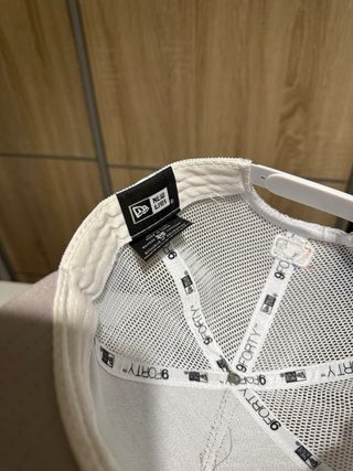 Gorra New Era NY 9FORTY Gris ajustable