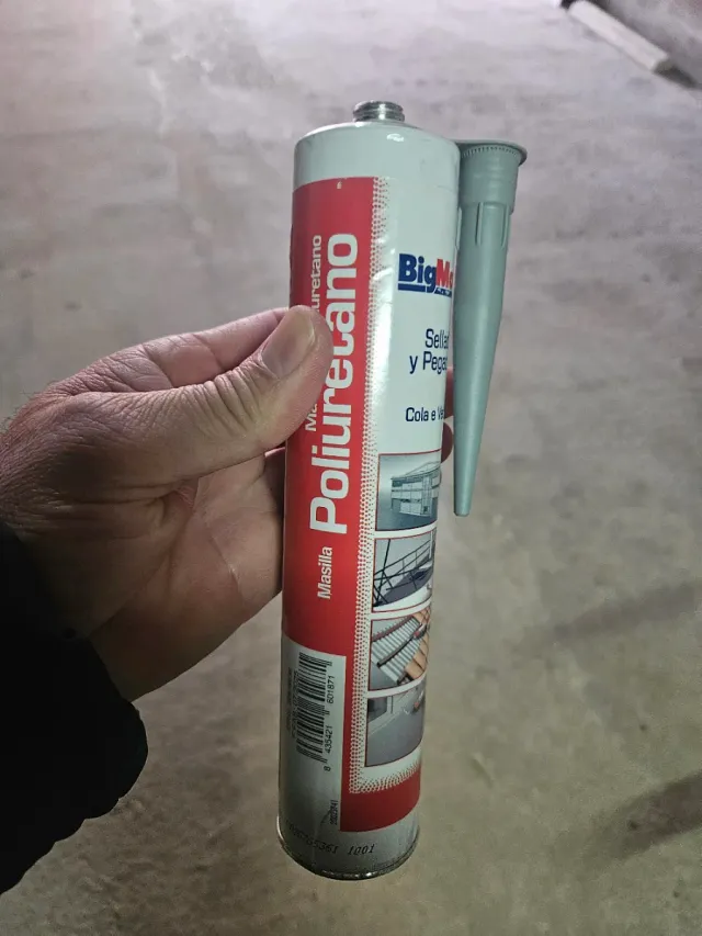 2 Botes Masilla Poliuretano Gris