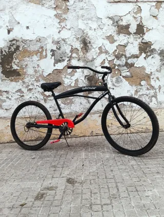 Bicicleta Cruiser Negra con Amortiguación
