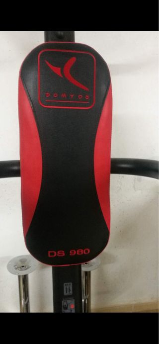 Estación de dominadas y fondos