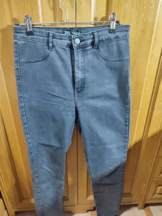 Pantalón Zara Negro